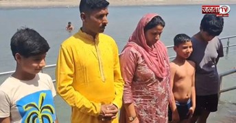 हरिद्वार में मुस्लिम परिवार के 5 सदस्यों का धर्म परिवर्तन, गंगा किनारे अपनाया हिंदू धर्म