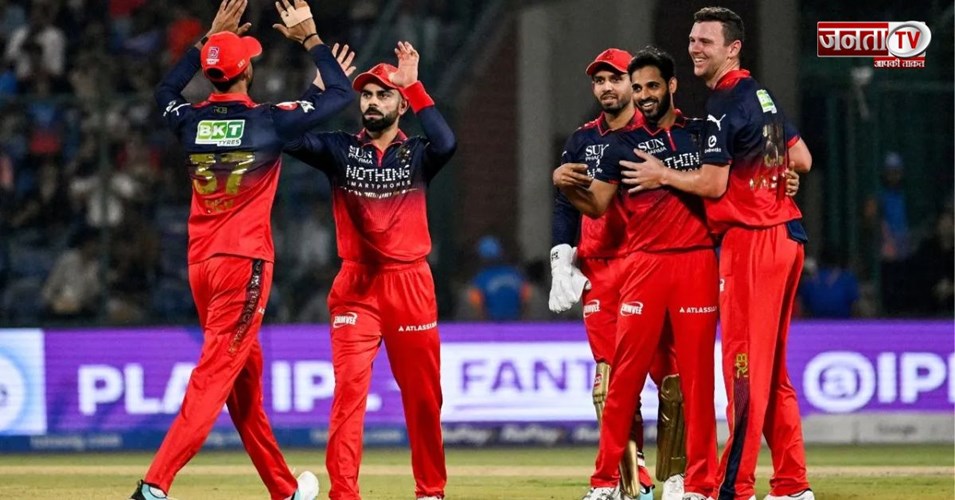 DC को बुरी तरह हराकर भी टेबल टॉपर नहीं बन पाई RCB, देखिए कैसा है Points Table का हाल 