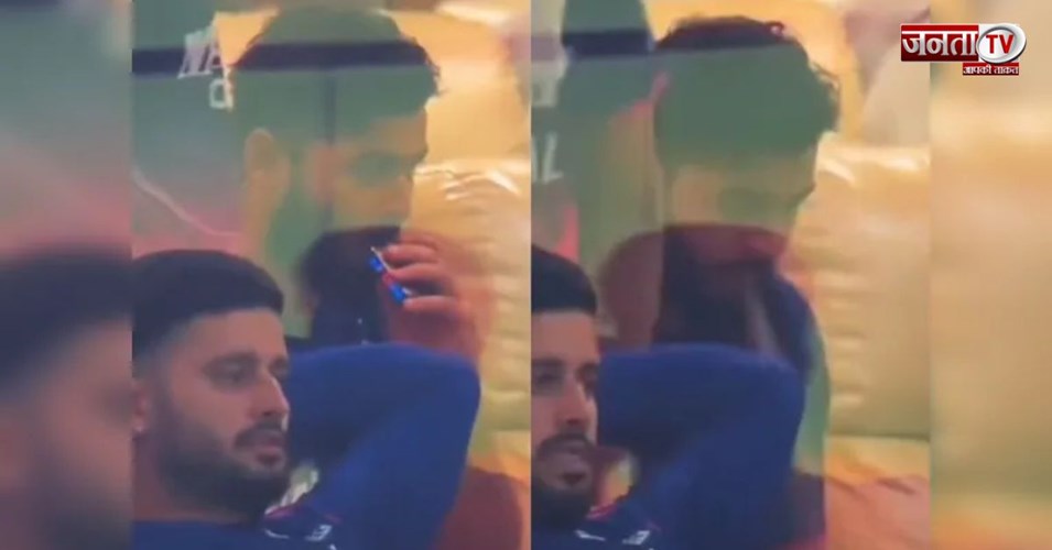 LIVE मैच में स्मोकिंग करते दिखे ये क्रिकेटर्स, सिर्फ रियान पराग नहीं, कई बड़े नाम शामिल