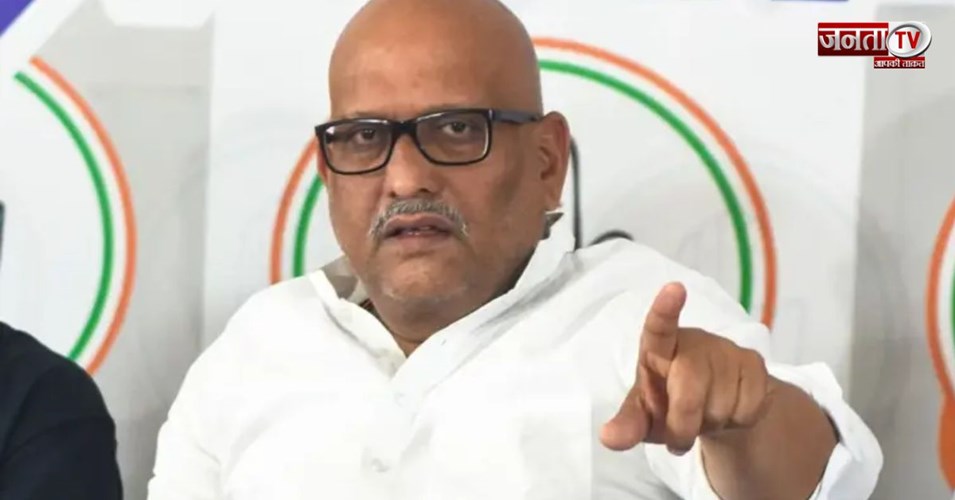 वाराणसी में भी अजय राय पर केस दर्ज, PM मोदी पर टिप्पणी के बाद बढ़ी मुश्किलें