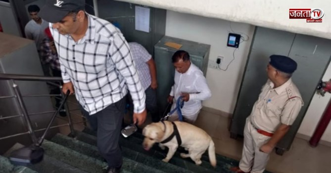 Panchkula: मेयर कार्यालय समेत उत्तर भारत के हिंदू मंदिरों को बम से उड़ाने की धमकी, मचा हड़कंप 