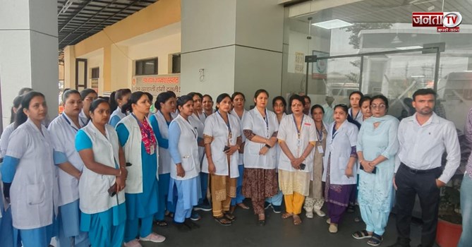कुरुक्षेत्र LNJP अस्पताल में बवाल,  रेणू भाटिया की टिप्पणी पर भड़कीं नर्सें; वर्क सस्पेंड किया