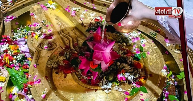 सावन की शिवरात्रि कब है? जानें जलाभिषेक का सही समय, पूजा मुहूर्त और महत्व