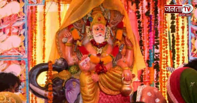 Vishwakarma Puja 2026: विश्वकर्मा पूजा पर मशीनों को आराम देना क्यों है जरूरी? जानें मान्यता
