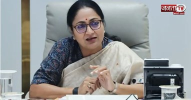 'जहां सत्ता नहीं, वहीं...', कांग्रेस पर रेखा गुप्ता का हमला, 2002 में SIR पर क्यों नहीं उठाया सवाल?