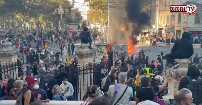 France में महंगाई के खिलाफ हिंसक प्रदर्शन, आगजनी और लूटपाट से मचा हड़कंप, 1200 लोग गिरफ्तार