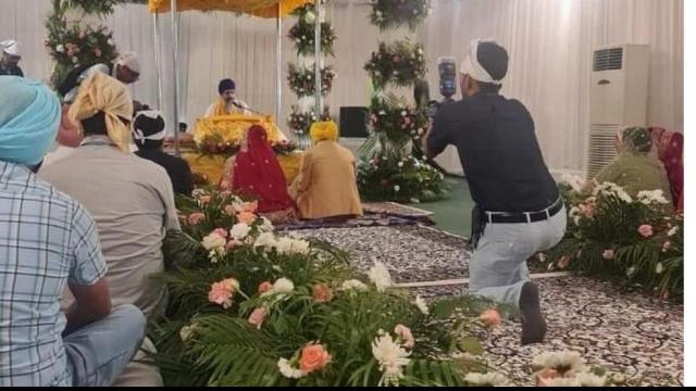  Bhagwant Mann Wedding Photos: लाल जोड़े में बेहद खूबसूरत दिखीं गुरप्रीत कौर, देखें शादी की तस्वीरें